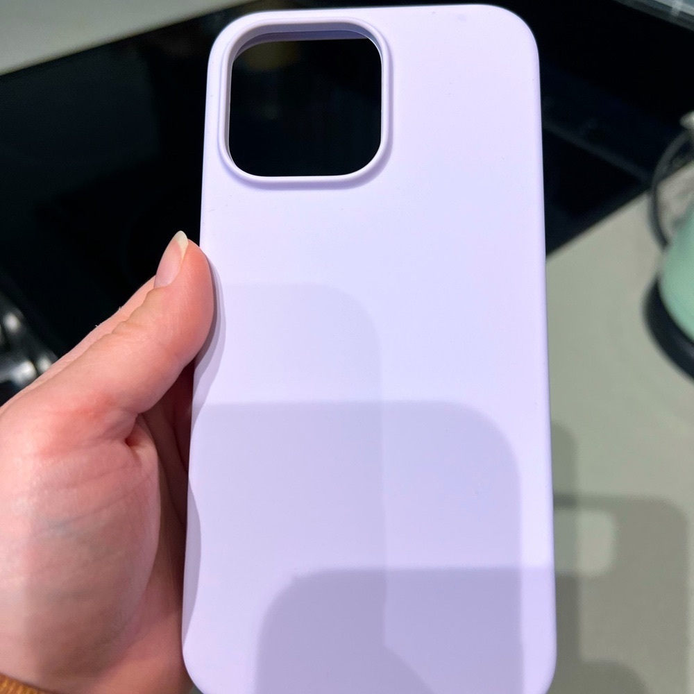 Premium iPhone 14 Pro Max Protective Case in Pastel Purple